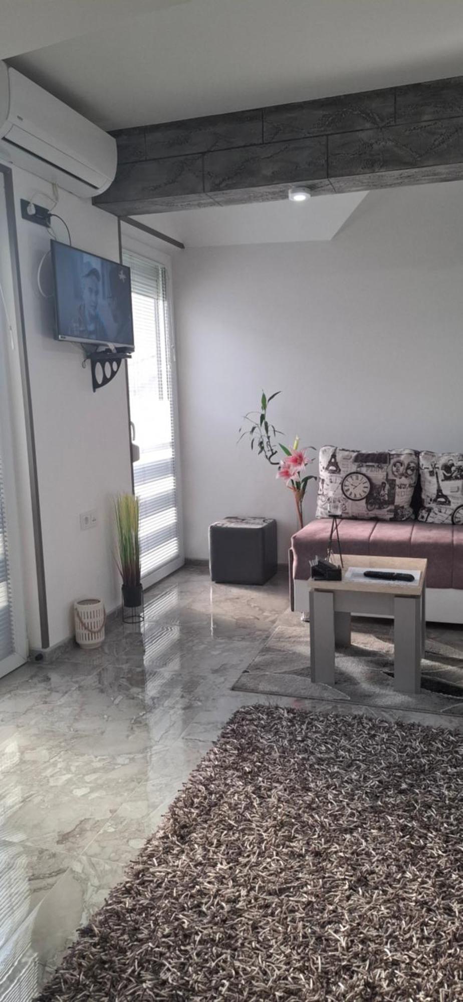 Apartments Ivanovic Center City Баїна-Башта Екстер'єр фото